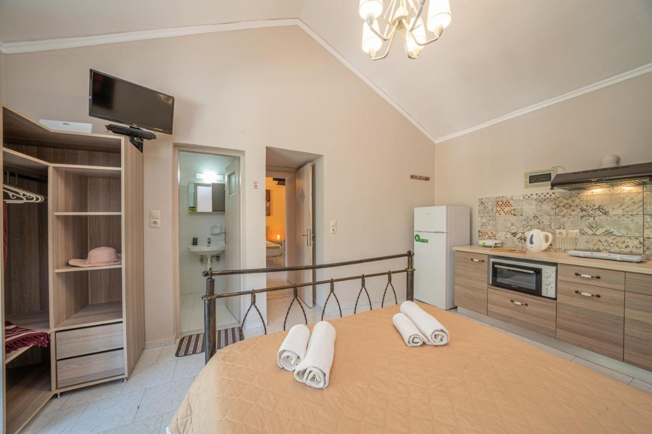 Minas Apartments Divarata Eksteriør bilde