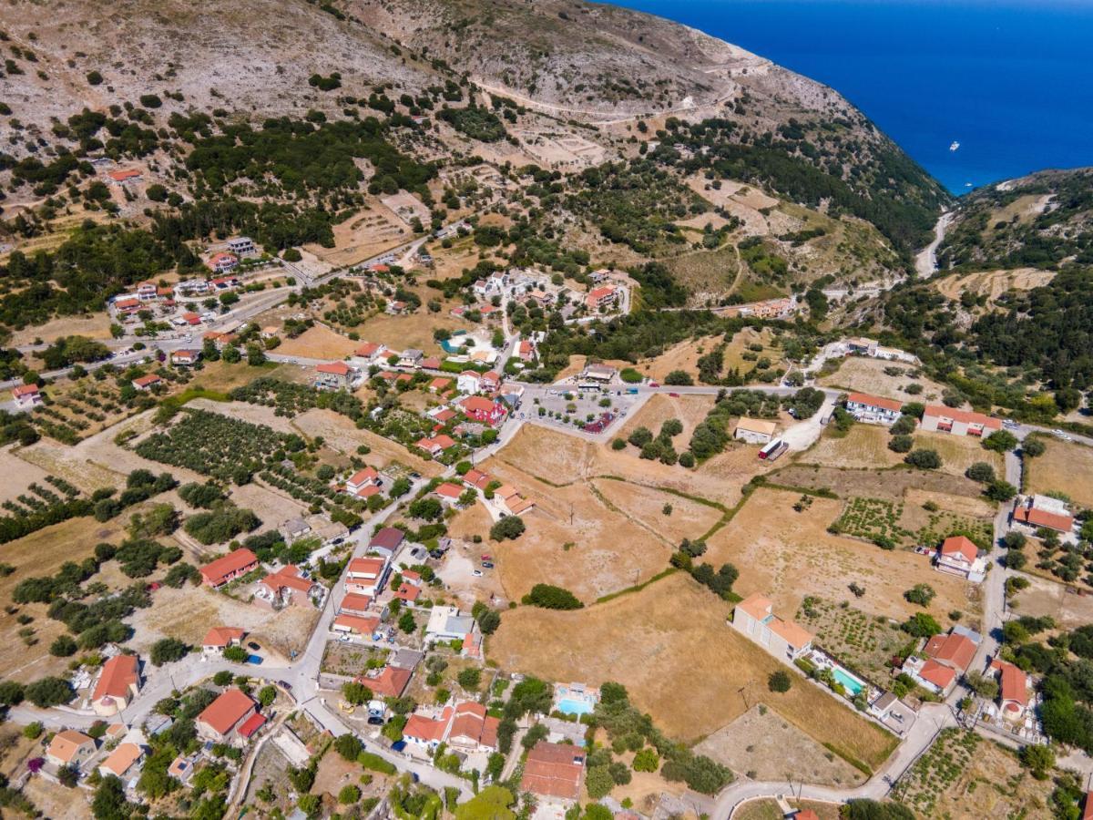 Minas Apartments Divarata Eksteriør bilde
